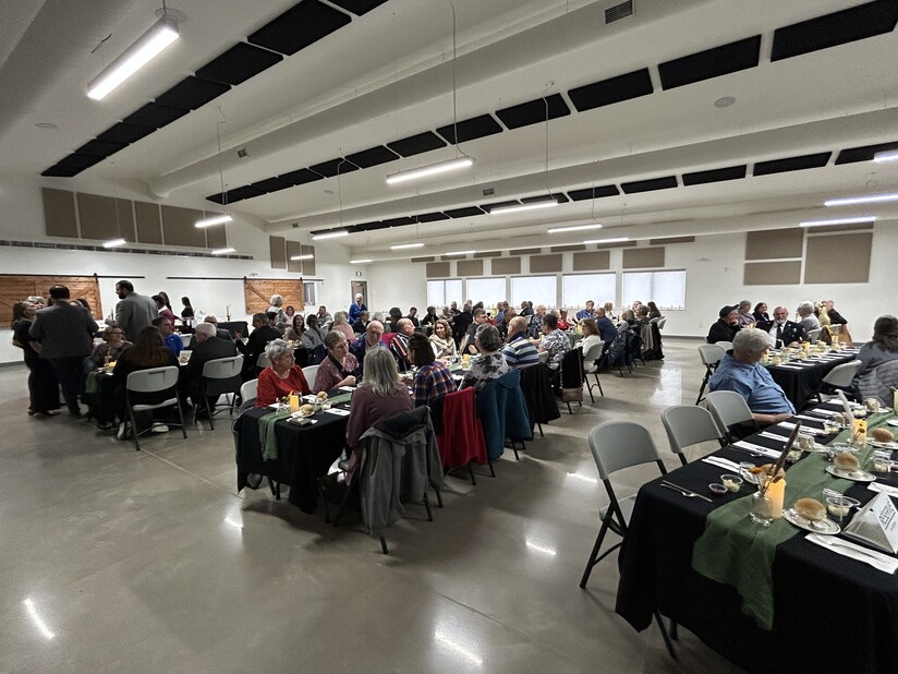 Une photo de la foule lors du Banquet annuel des bénévoles 2026. 